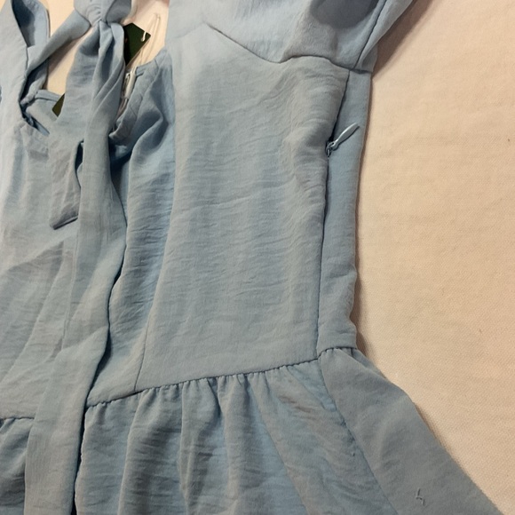 NWT Ofeefan Baby blue puff sleeves square neck tie in back with zipper medium - Picture 6 of 8